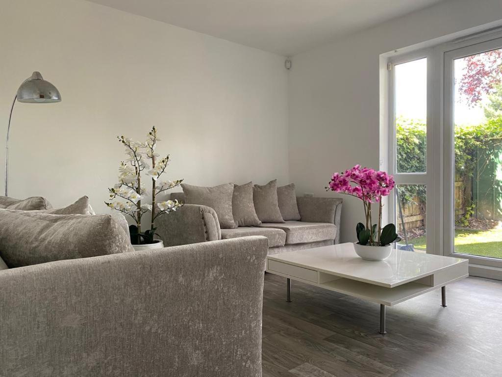 Modern, Stylish And Central Home Манчестер Экстерьер фото